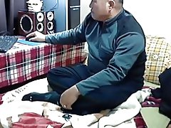 უძრავი ბებერი ბოზი